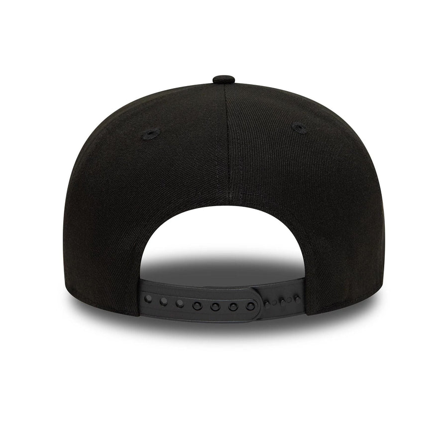 Pictured is this LA Lakers NBA Black 9FIFTY Snapback Adjustable cap. 5