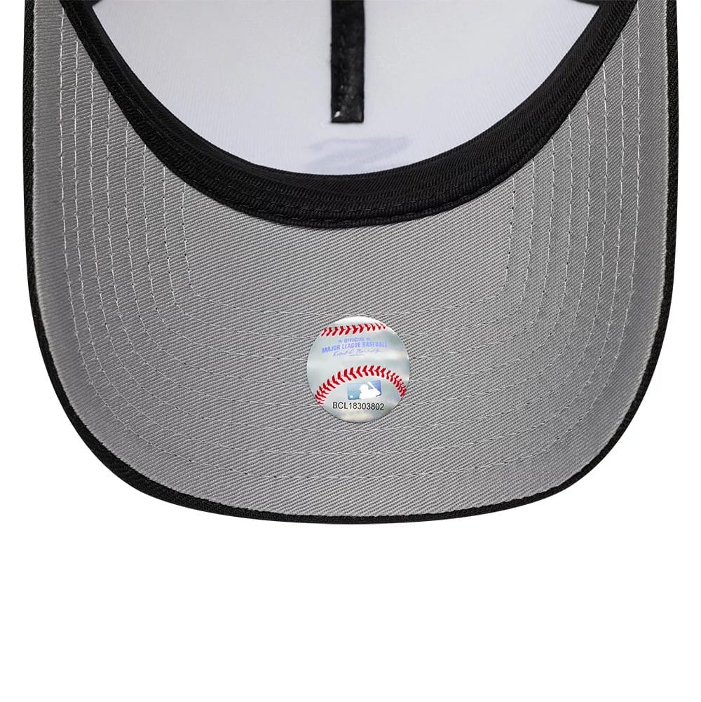 Pictured is this MLB Cooperstown Chicago White Sox 9FORTY A-Frame cap in white & black. 2