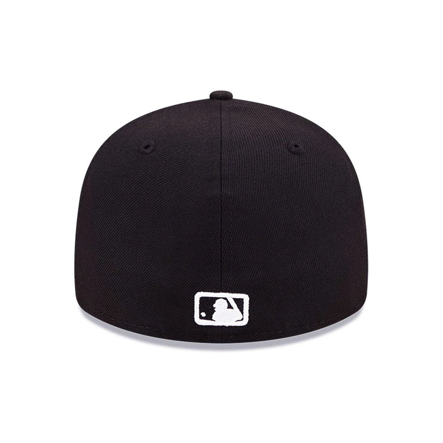 Pictured is this New York Yankees Black Low Profile 59FIFTY Fitted Cap 7