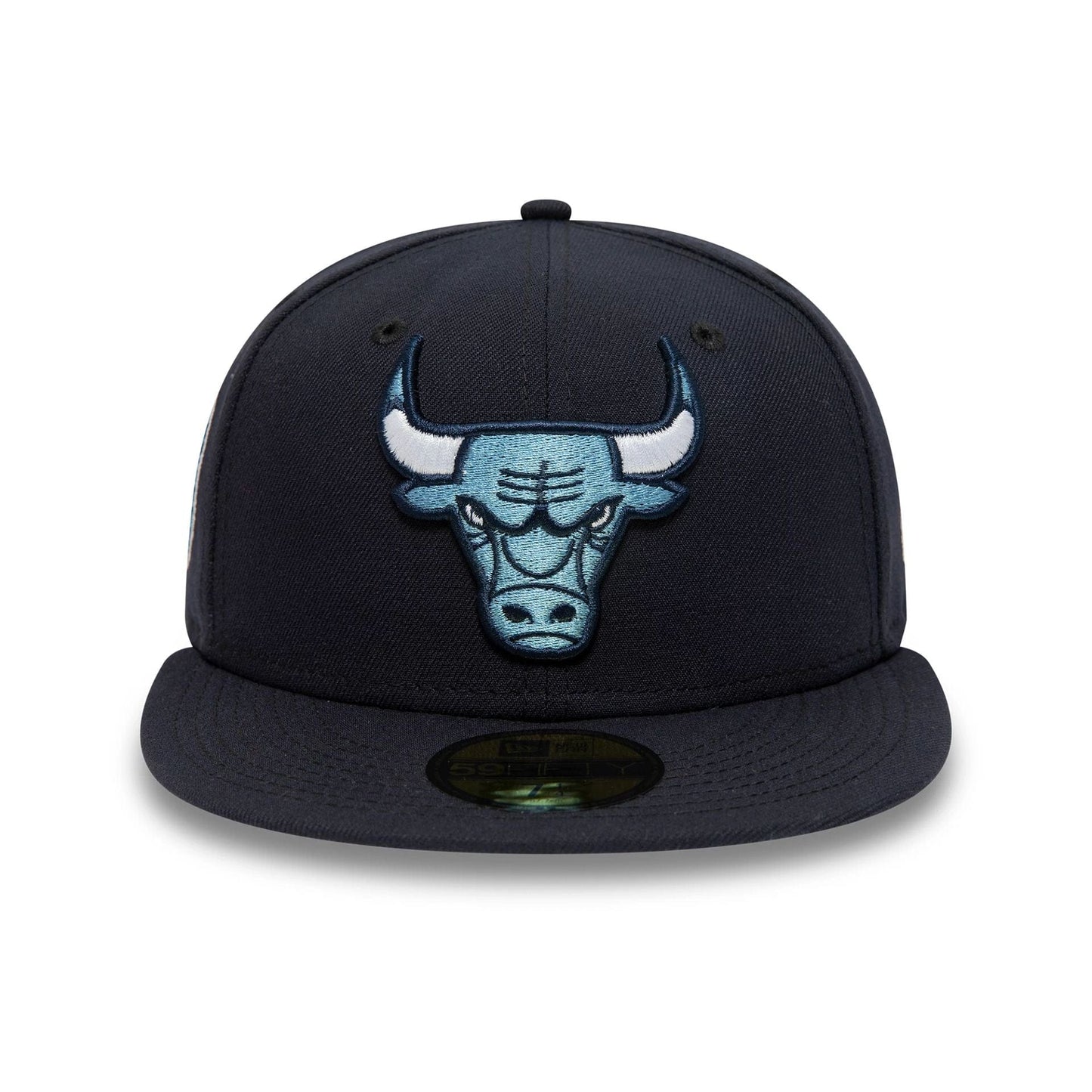 This is a Chicago Bulls NBA Side Patch Navy 59FIFTY Fitted Cap 3