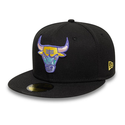 This is a Chicago Bulls NBA Essential Black 59FIFTY Fitted Cap 1