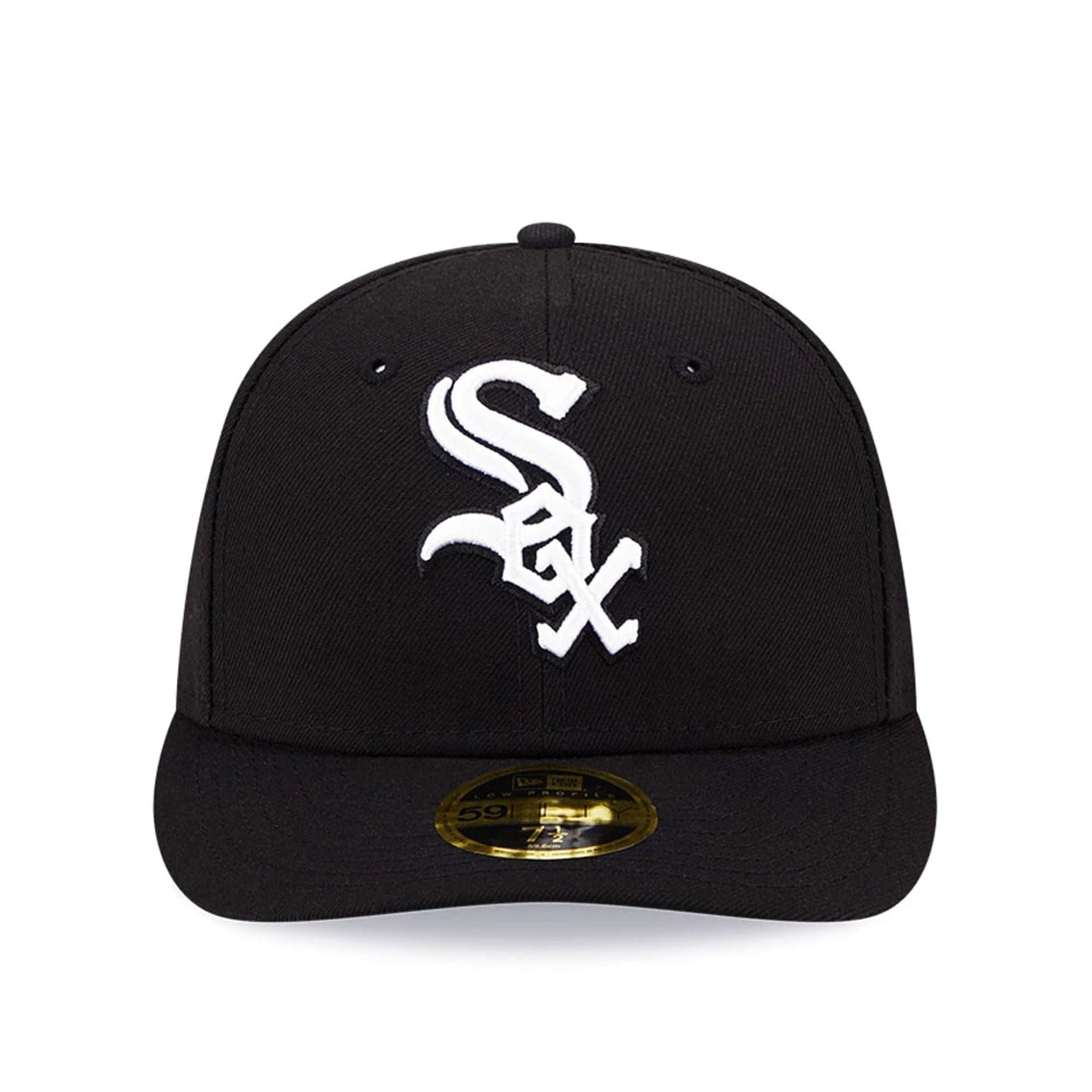 Pictured is this Chicago White Sox Black Low Profile 59FIFTY Fitted Cap 3