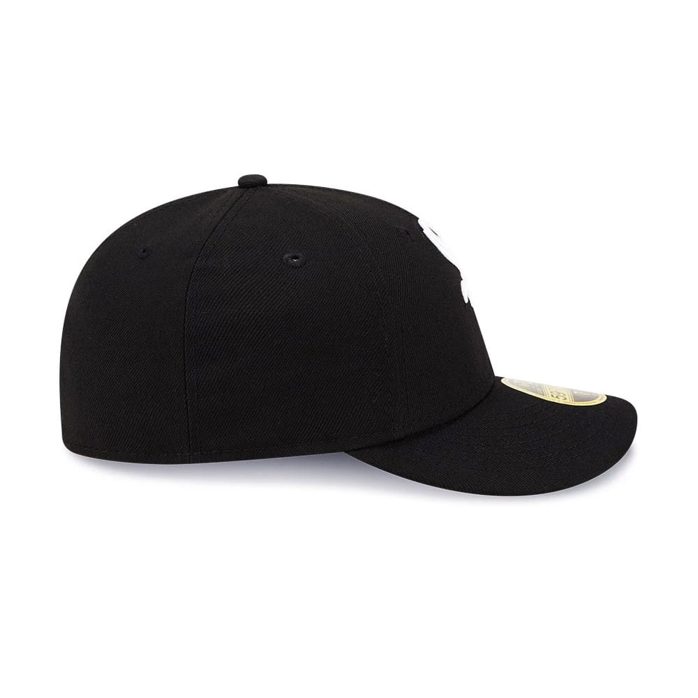 Pictured is this Chicago White Sox Black Low Profile 59FIFTY Fitted Cap 6