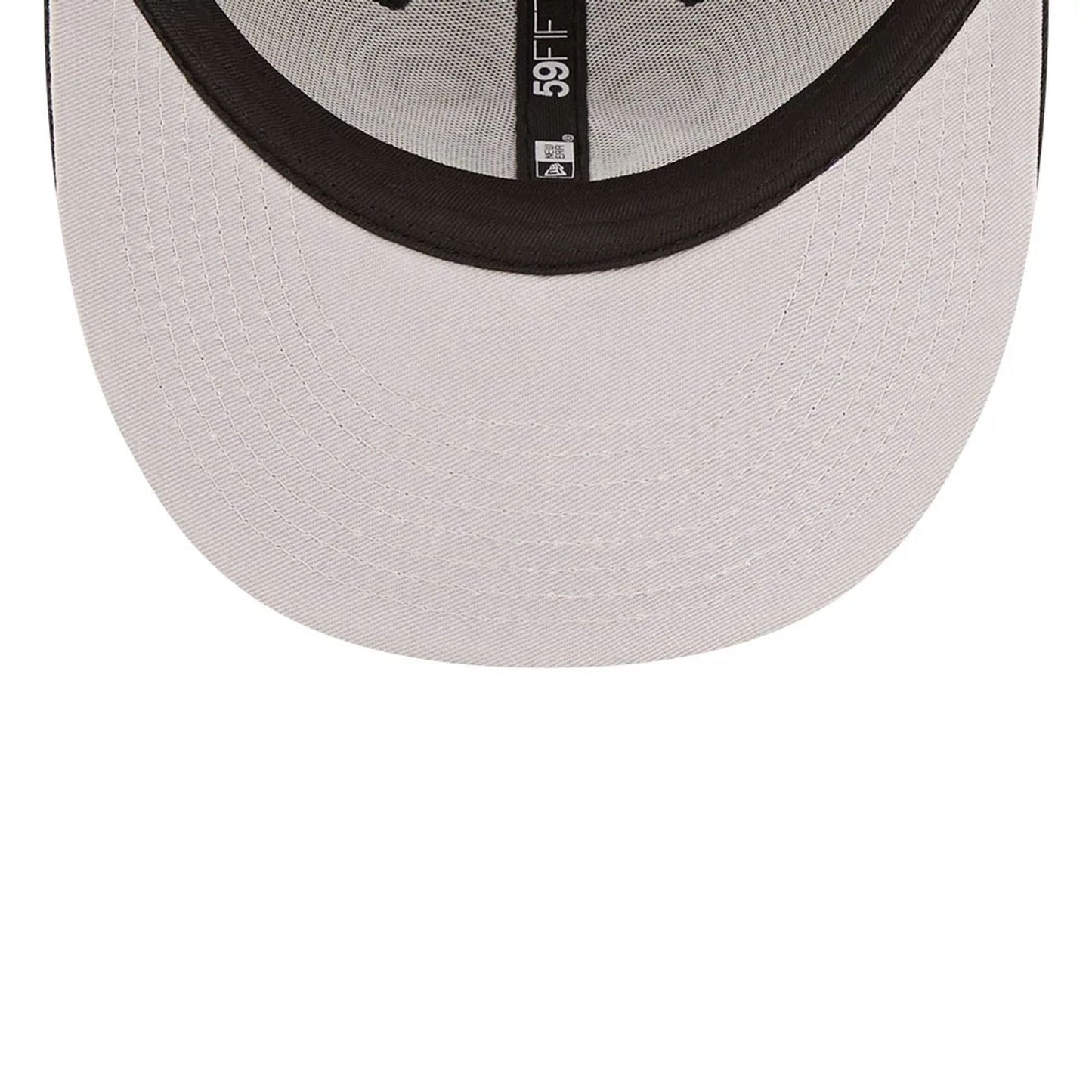 Pictured is this Cincinnati Reds Black Low Profile 59FIFTY Fitted Cap 2