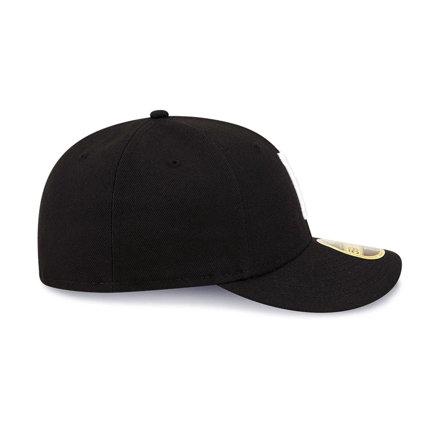 Pictured is this Pittsburgh Pirates MLB Black Low Profile 59FIFTY Fitted cap. 6