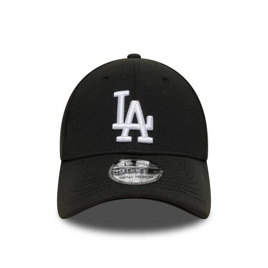 This is a LA Dodgers MLB Black 39THIRTY Stretch Fit Cap 2