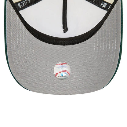 This is a New York Yankees White A-Frame Trucker Cap 2