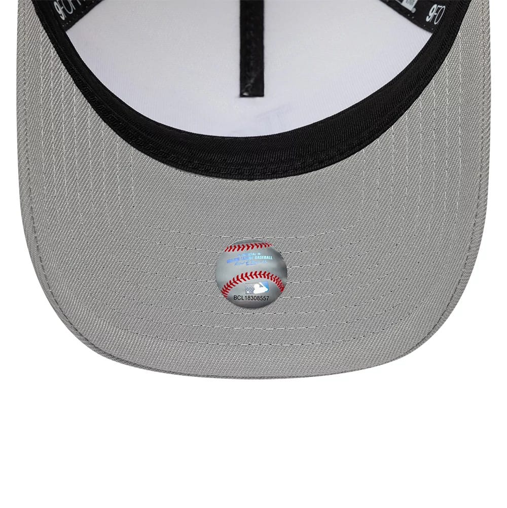Pictured is this MLB Cooperstown LA Dodgers 9FORTY A-Frame cap in white & grey. 6