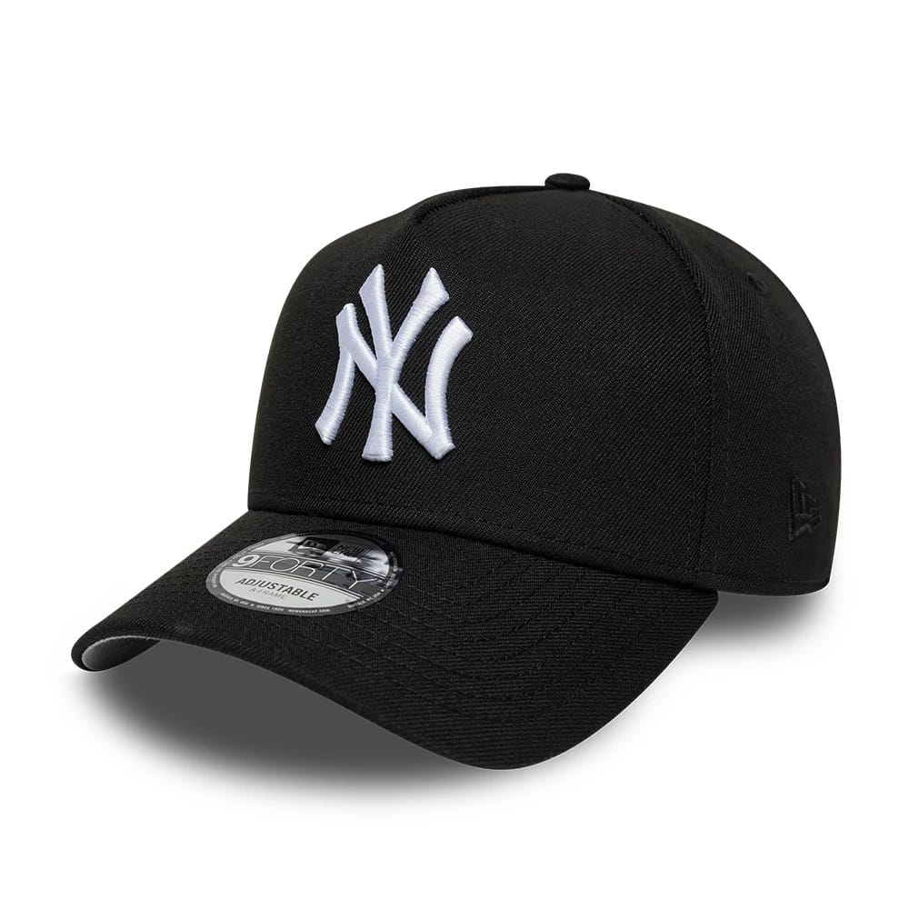 Pictured is this MLB Cooperstown New York Yankees 9FORTY A-Frame cap in black. 4