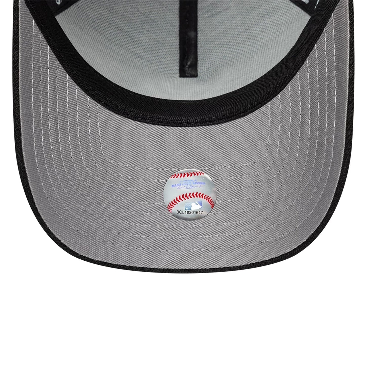 Pictured is this MLB Cooperstown New York Yankees 9FORTY A-Frame cap in black. 2