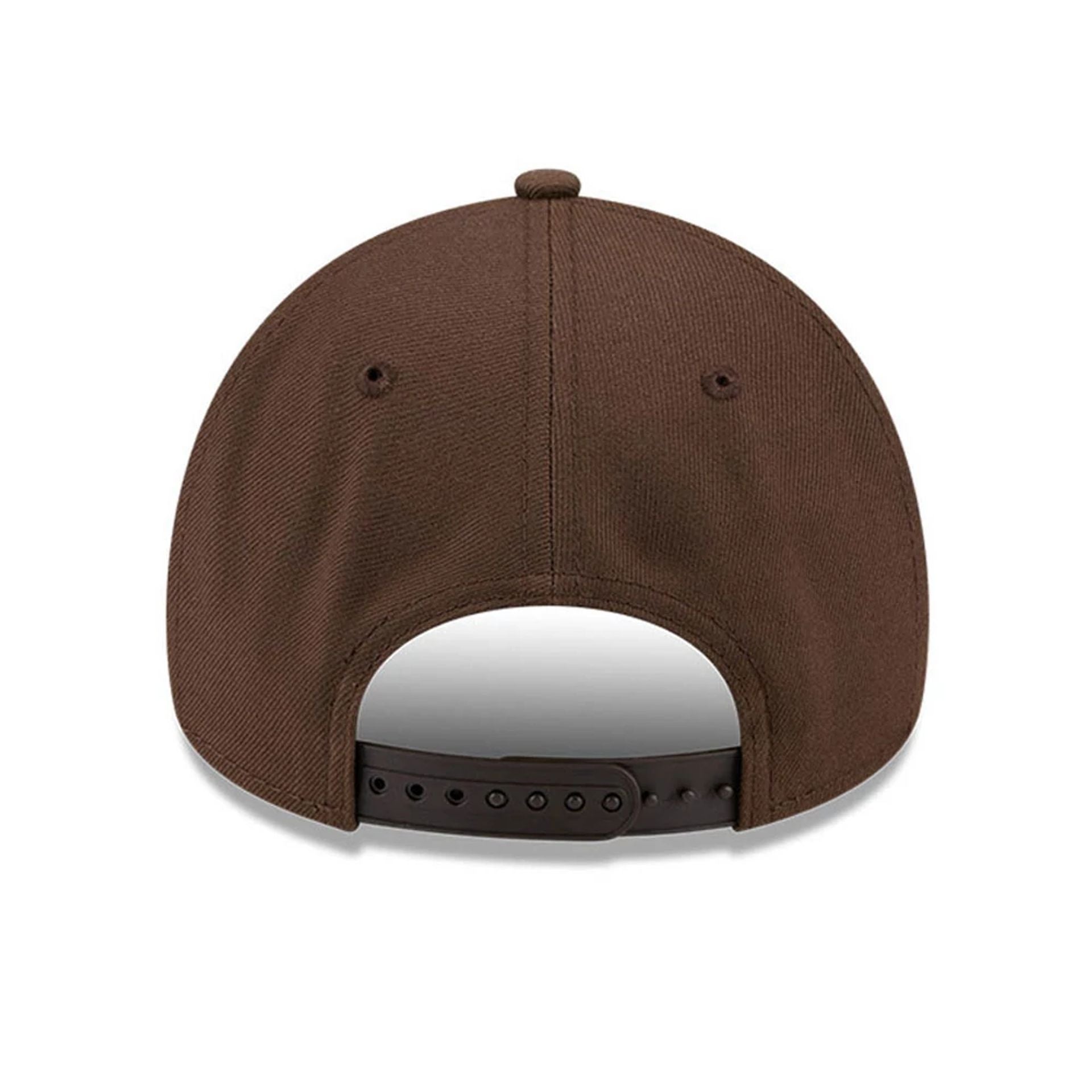 This is a New York Yankees MLB Dark Brown 9FORTY A-Frame Adjustable Cap 7