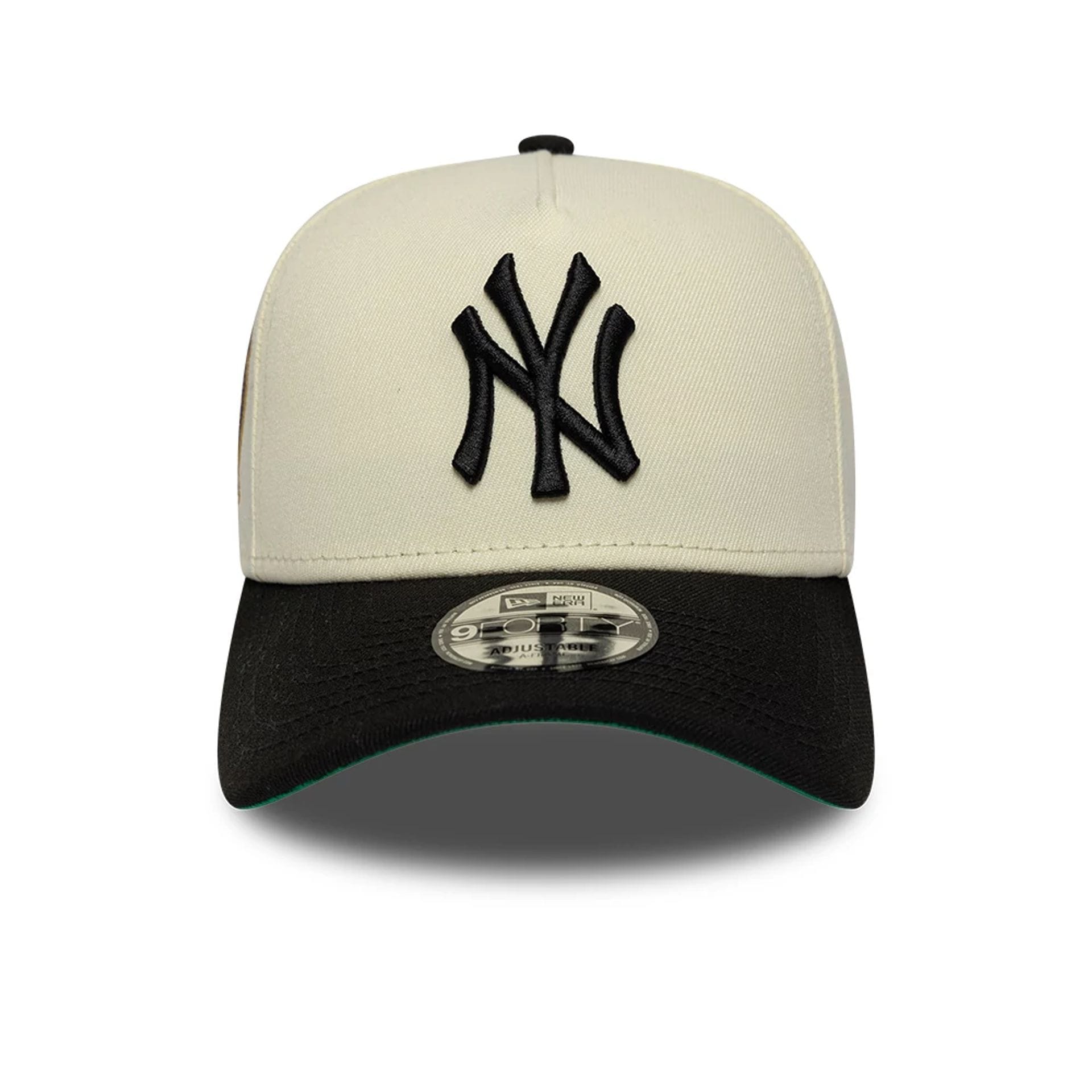 Pictured is this MLB Cooperstown New York Yankees 9FORTY A-Frame cap in white. 3