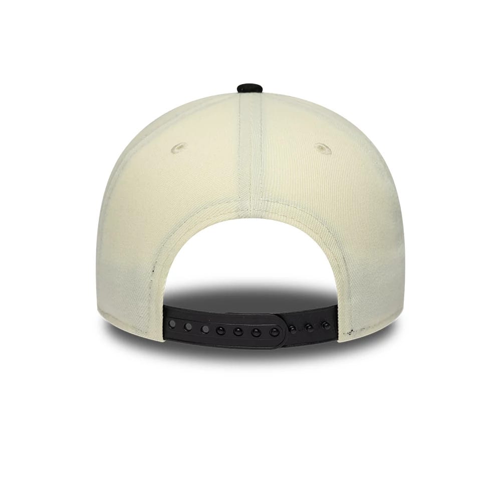 Pictured is this MLB Cooperstown New York Yankees 9FORTY A-Frame cap in white & black. 7
