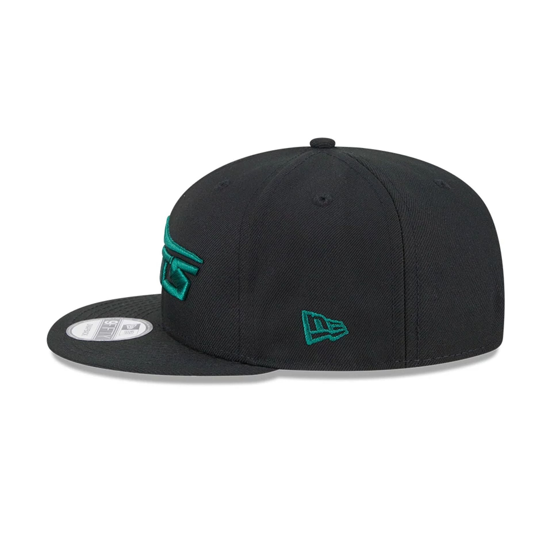 This is a New York Jets NFL Black 9FIFTY Snapback Adjustable Cap 5