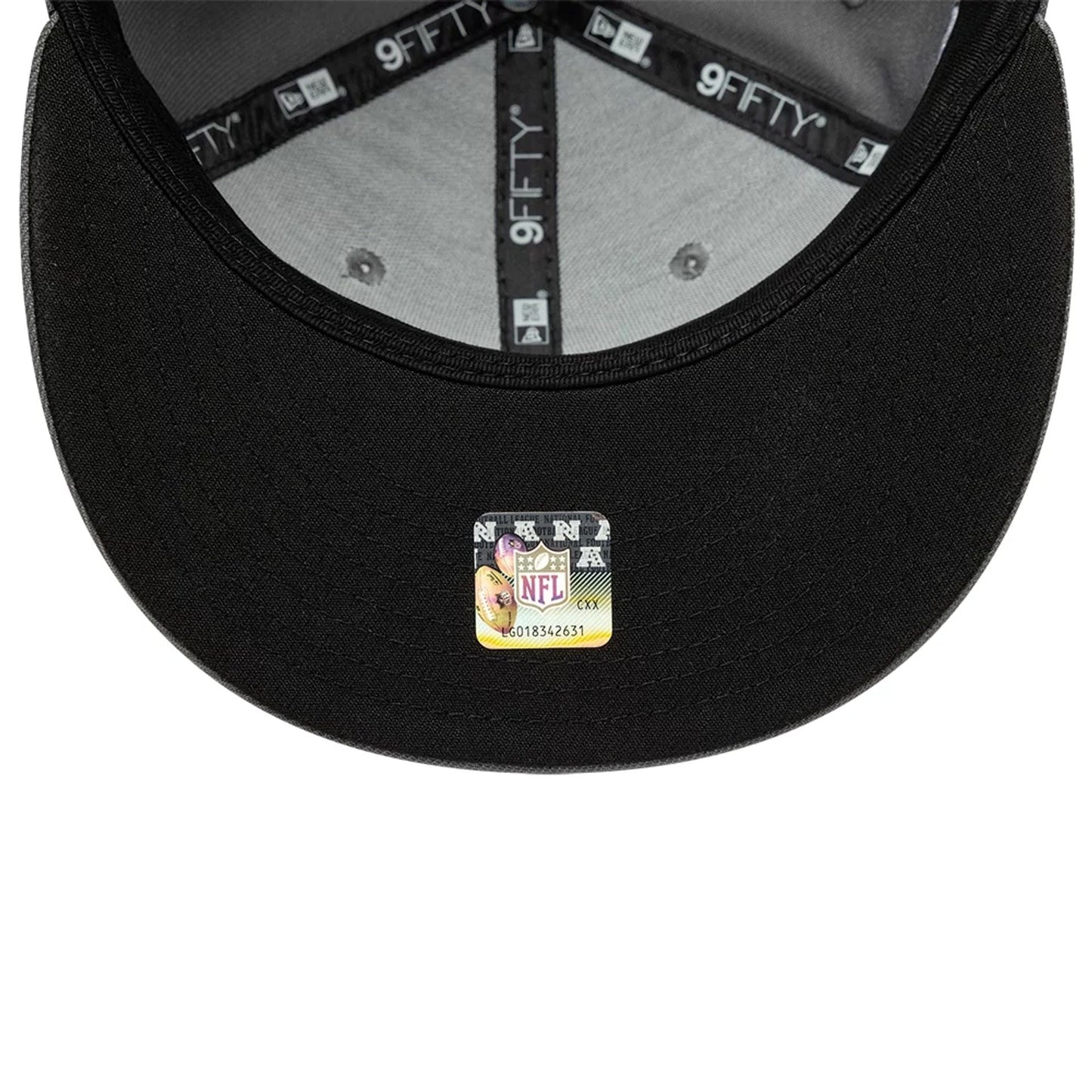 This is a LA Rams NFL Grey 9FIFTY Snapback Adjustable Cap 2