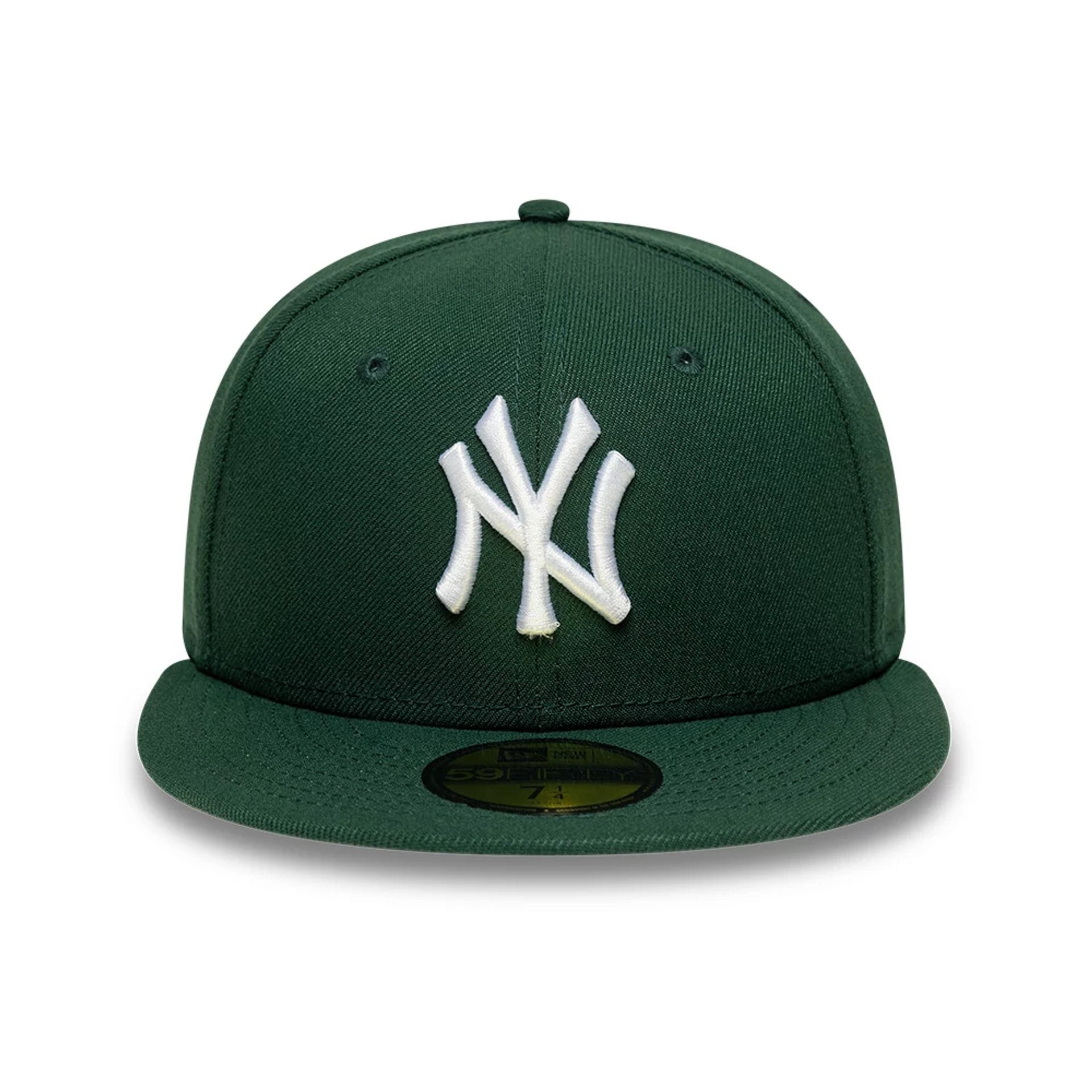 Pictured is this MLB New York Yankees 59FIFTY Fitted cap in dark green. 3