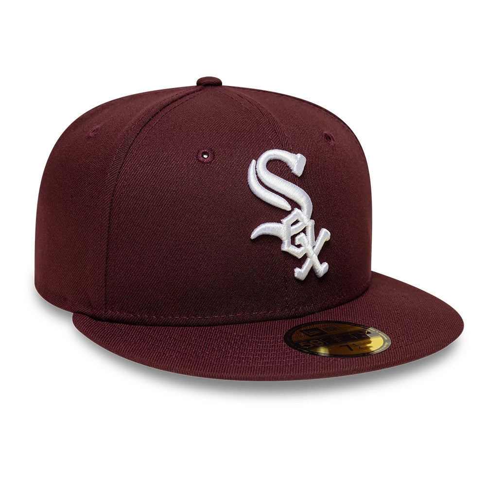 Pictured is this MLB Chicago White Sox 59FIFTY Fitted cap in dark purple. 4