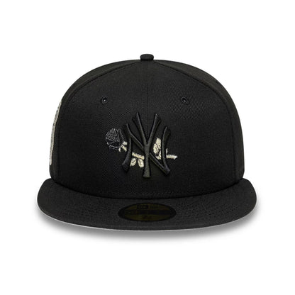 Pictured is this MLB Rose New York Yankees 59FIFTY Fitted cap in black. 3