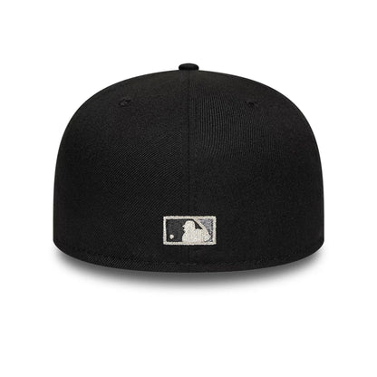 Pictured is this MLB Rose New York Yankees 59FIFTY Fitted cap in black. 5