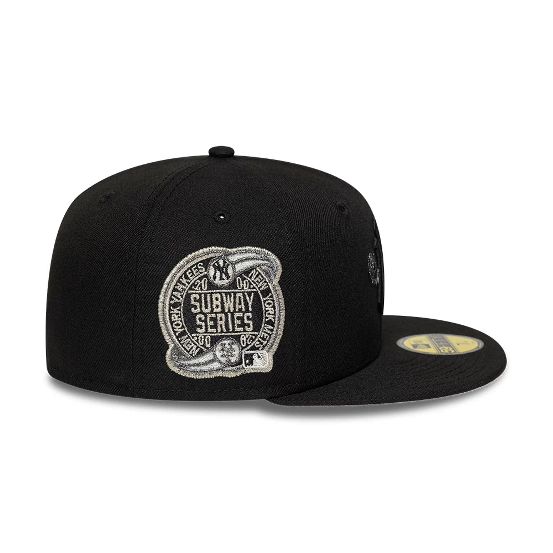 Pictured is this MLB Rose New York Yankees 59FIFTY Fitted cap in black. 6