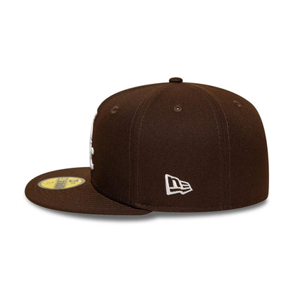 Pictured is this MLB Chicago White Sox 59FIFTY Fitted cap in dark brown. 6