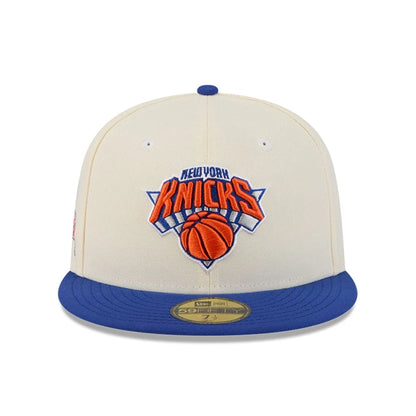 This is a New York Knicks NBA White 59FIFTY Fitted Cap 3