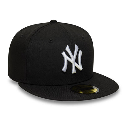 This is a New York Yankees MLB Black 59FIFTY Fitted Cap 4
