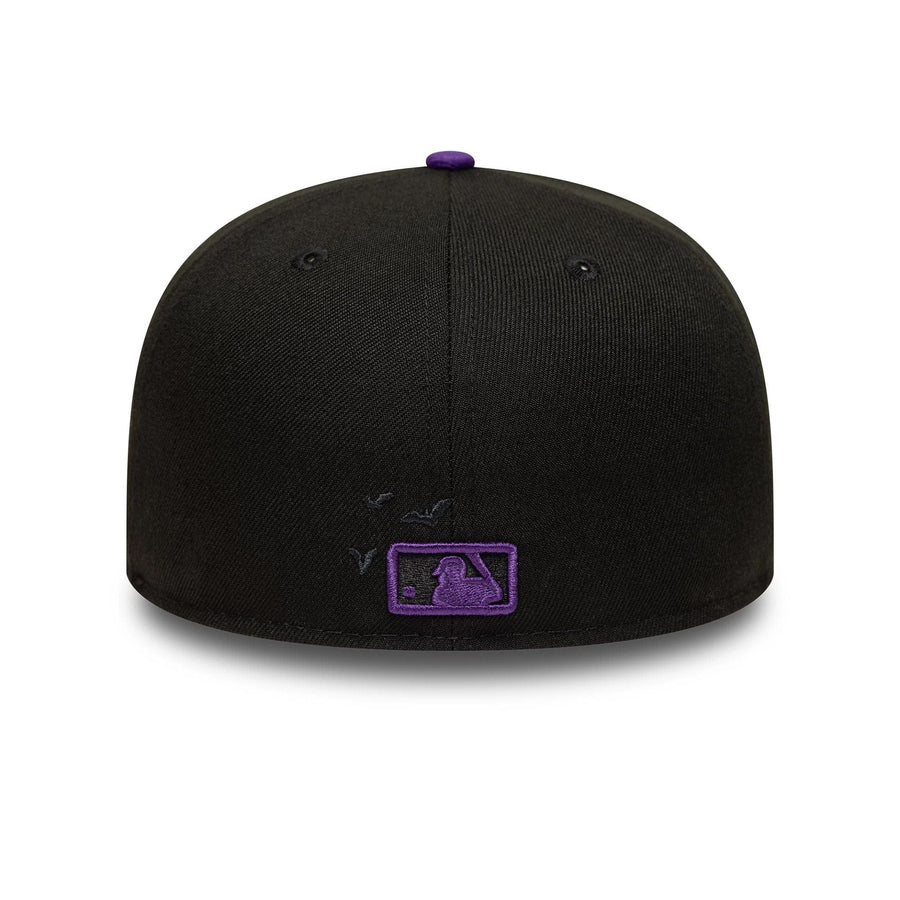 Pictured in this MLB Bats Chicago White Sox Black 59FIFTY A-Frame Fitted Cap 5