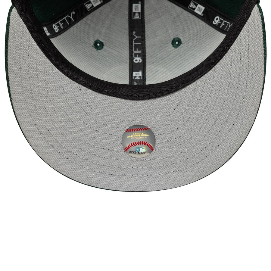 This is a Atlanta Braves MLB Sugar Skull Dark Green 9FIFTY Snapback Adjustable Cap 2