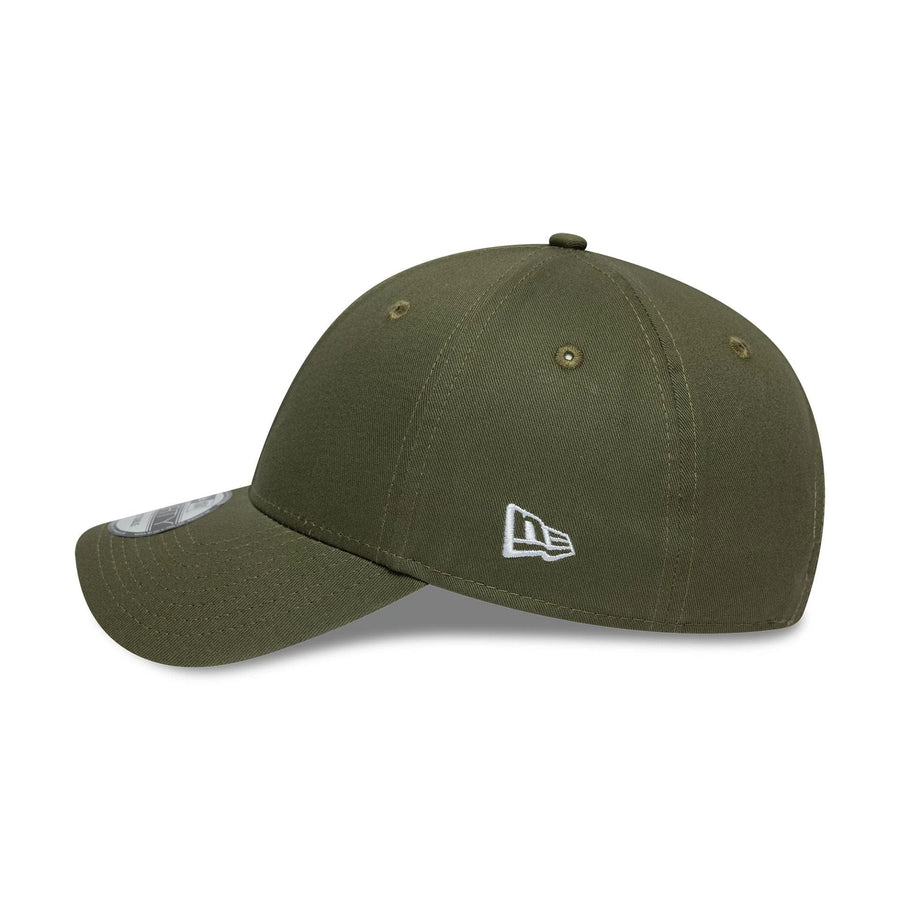 This is a New Era Green 9FORTY Adjustable Cap 4