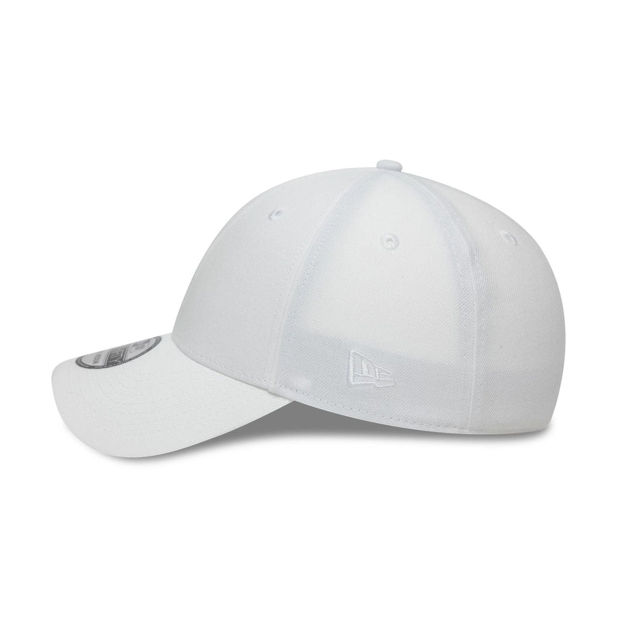 This is a New Era White 39THIRTY Stretch Fit Cap 4