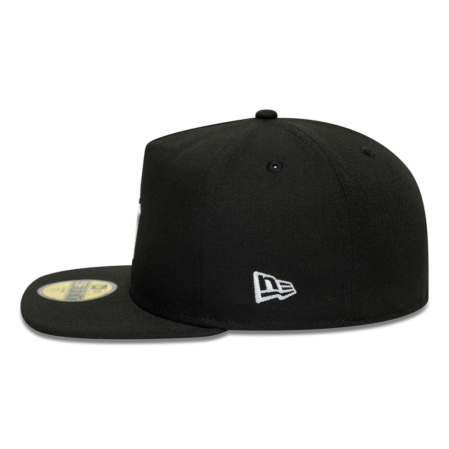 This is a New York Yankees Flat Black 59FIFTY A-Frame Fitted Cap 5