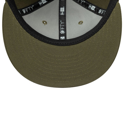 This is a New Era Green Retro Crown 9FIFTY Snapback Adjustable Cap 7