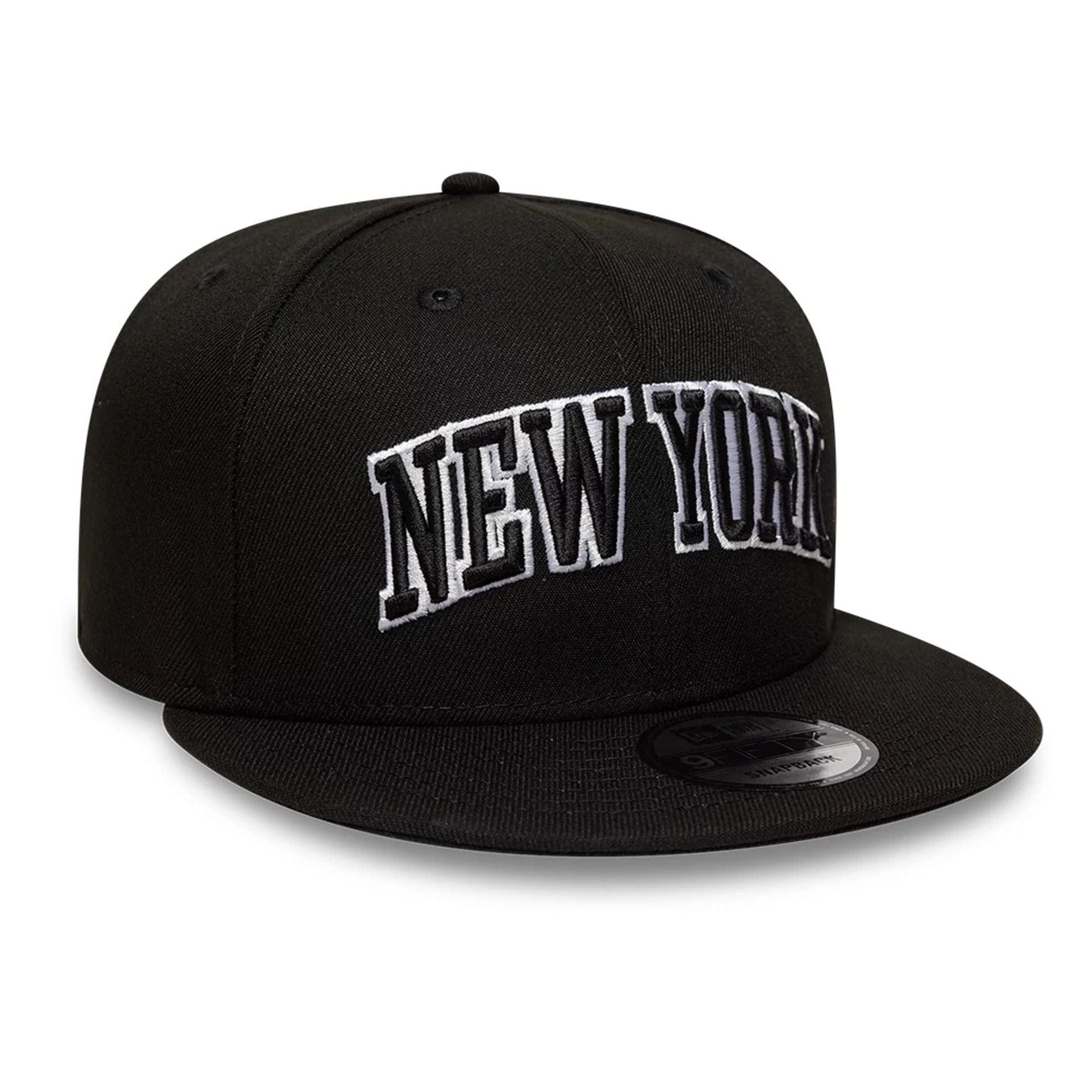 This is a New Era New York Black 9FIFTY Snapback Adjustable Cap 3