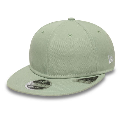 This is a New Era Green Retro Crown 9FIFTY Snapback Adjustable Cap 1