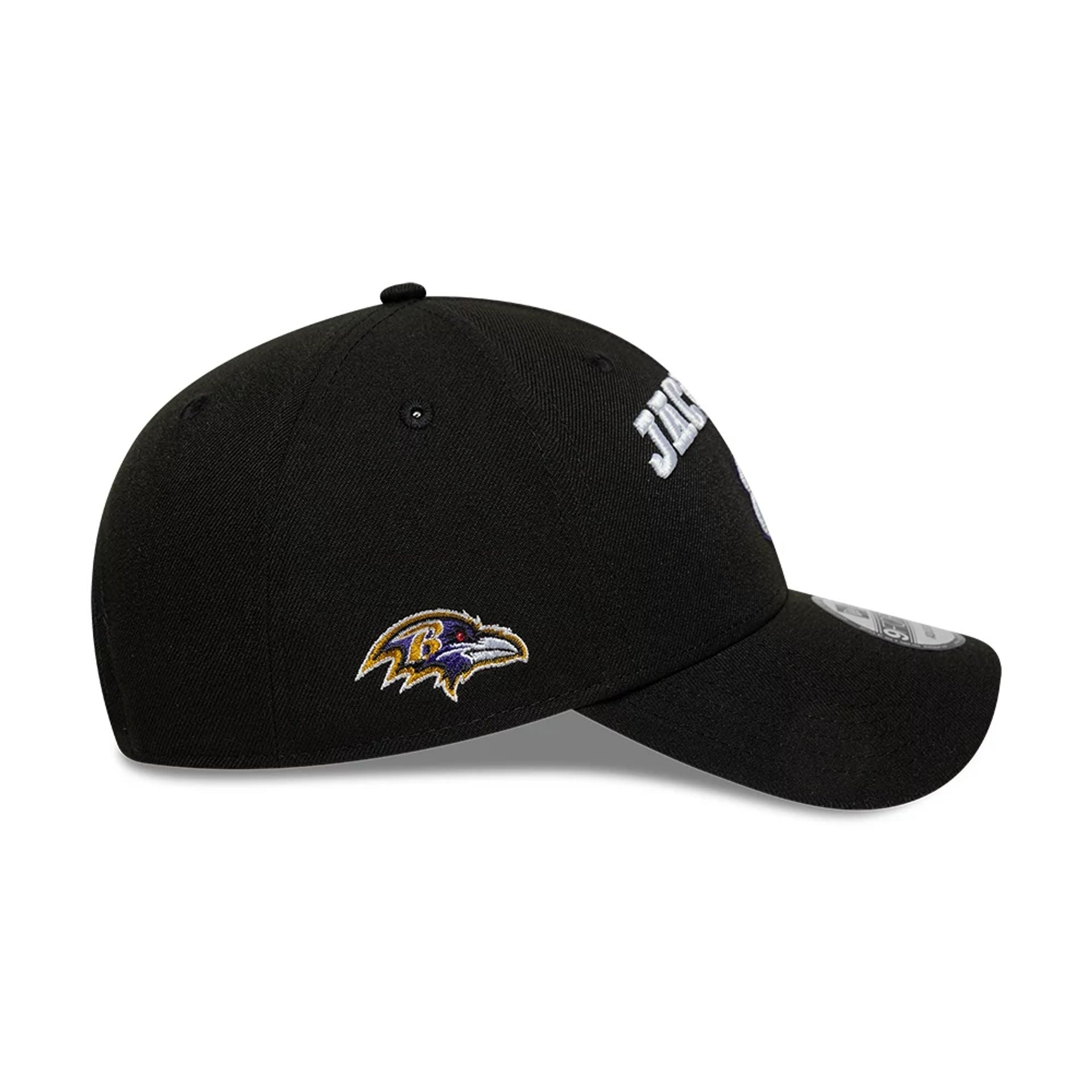 This is a Baltimore Ravens NFL Lamar Jackson Black 9FORTY Adjustable Cap 4