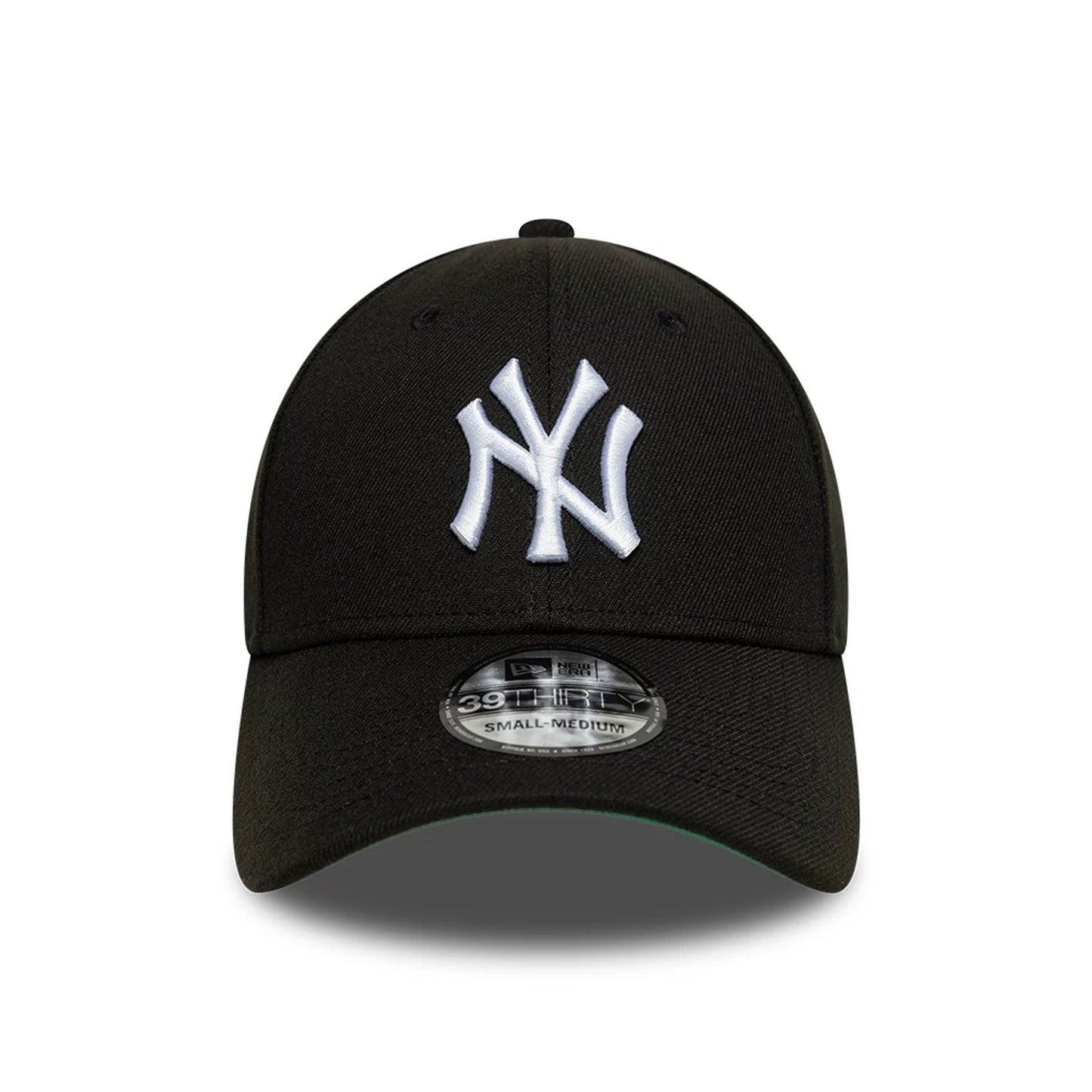 This is a New York Yankees MLB Black 39THIRTY Stretch Fit Cap 3