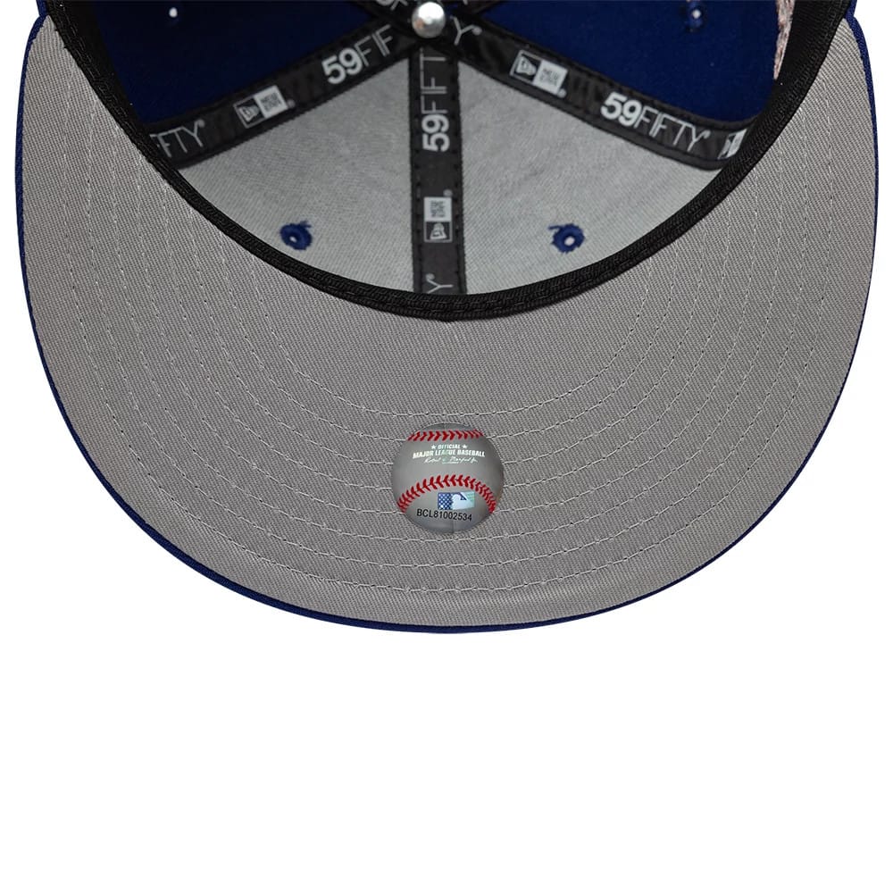 Pictured is this MLB Kanji LA Dodgers 59FIFTY Fitted cap in dark blue. 2