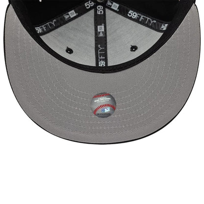 Pictured is this MLB Kanji LA Dodgers 59FIFTY Fitted cap in black. 2