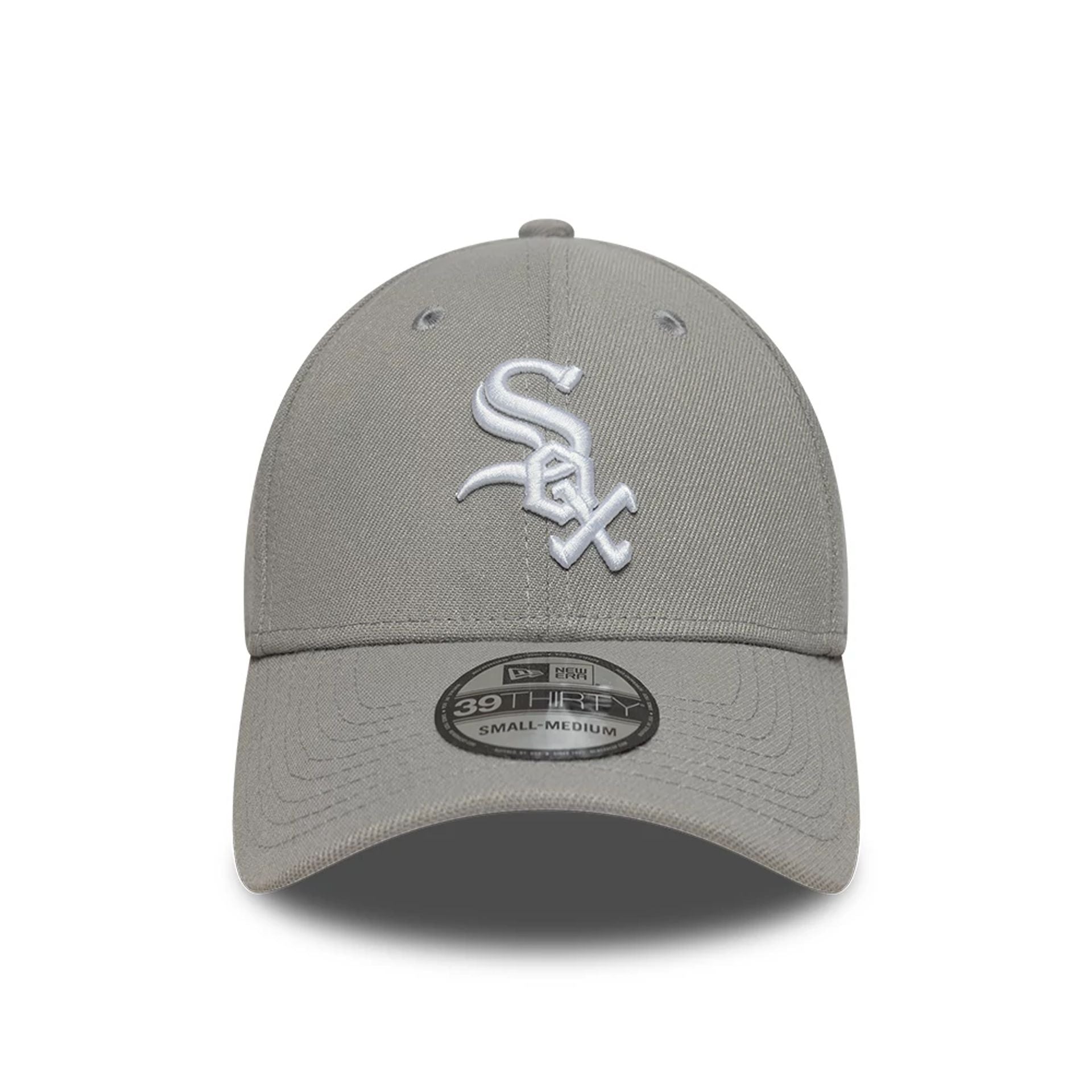 This is a Chicago White Sox MLB Grey 39THIRTY Stretch Fit Cap 2