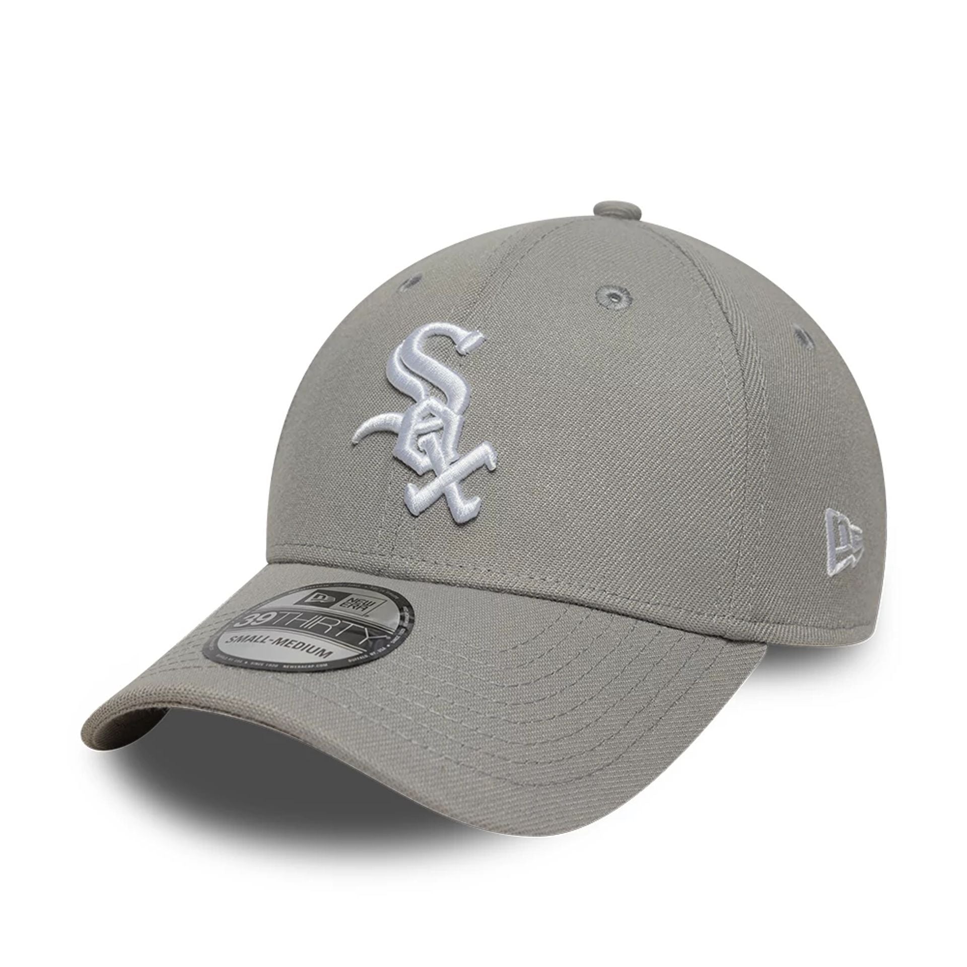 This is a Chicago White Sox MLB Grey 39THIRTY Stretch Fit Cap 1