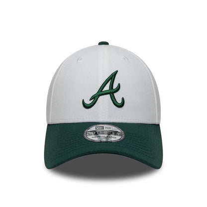 This is a Atlanta Braves MLB White 39THIRTY Stretch Fit Cap 2