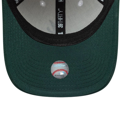 This is a Atlanta Braves MLB White 39THIRTY Stretch Fit Cap 7