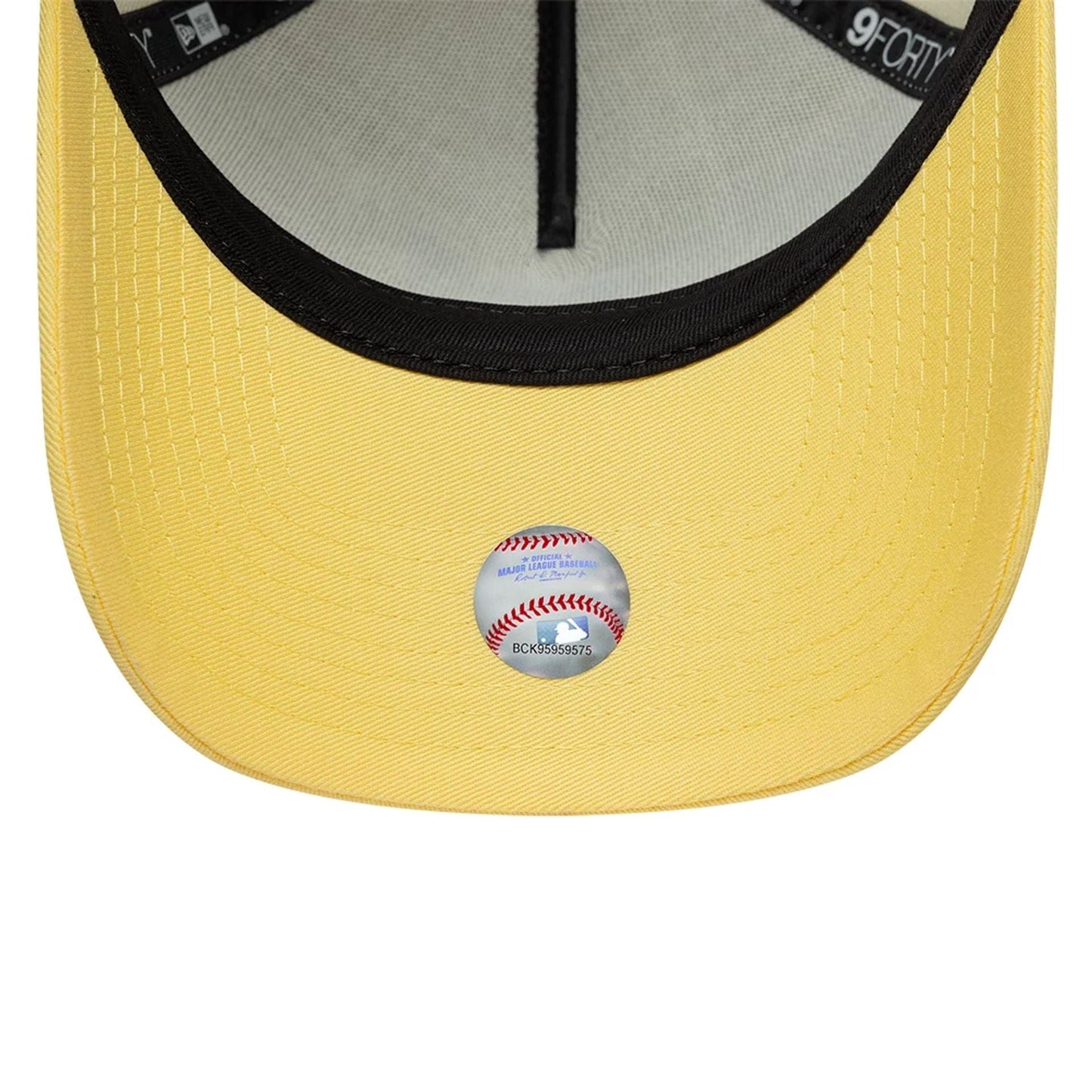 This is a LA Dodgers MLB Pastel Yellow 9FORTY A-Frame Adjustable Cap 7