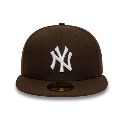 This is a New York Yankees MLB Dark Brown 59FIFTY Fitted Cap 2