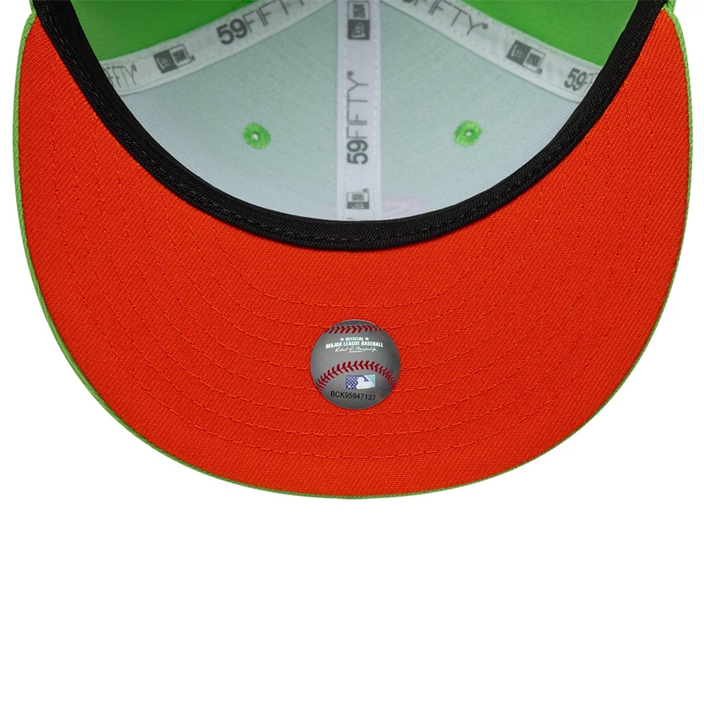 This is a Chicago White Sox MLB Bright Green 59FIFTY Fitted Cap 2