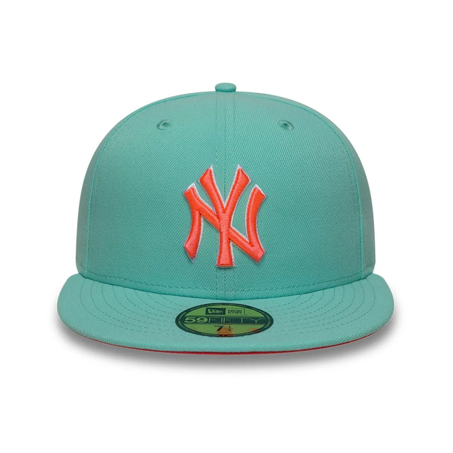 This is a New York Yankees MLB Turquoise 59FIFTY Fitted Cap 3