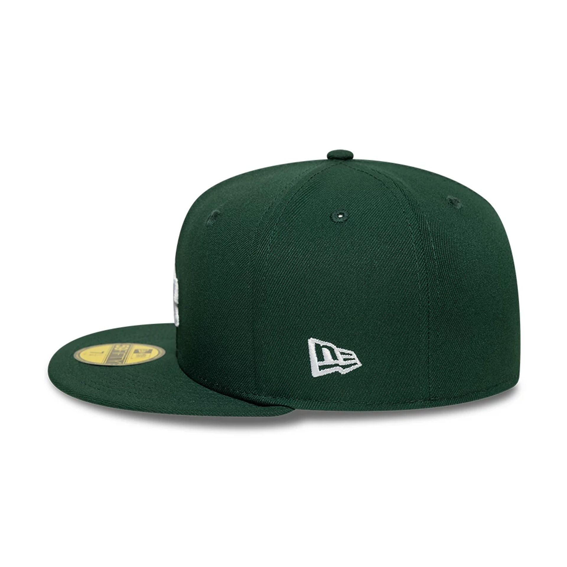 Pictured is this MLB LA Dodgers 59FIFTY Fitted cap in dark green. 6