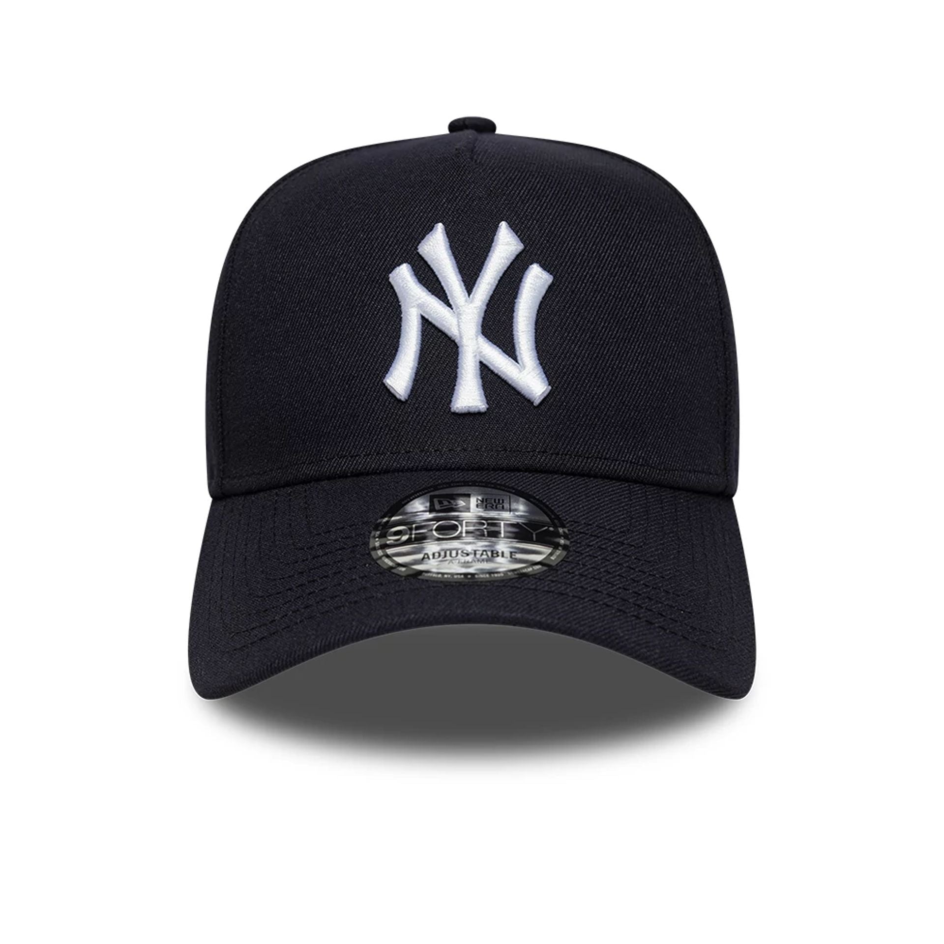 This is a New York Yankees MLB Navy 9FORTY A-Frame Adjustable Cap 2
