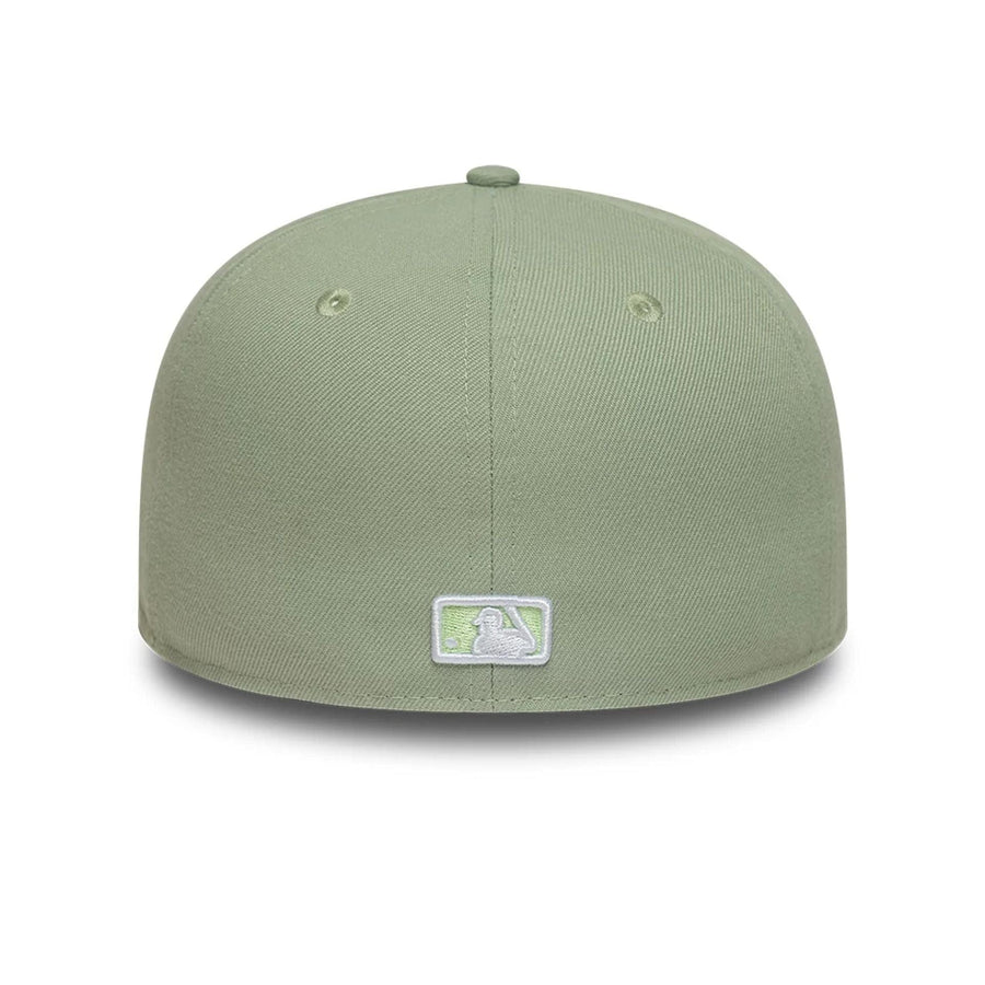 This is a New York Yankees MLB Pastel Green 59FIFTY Fitted Cap 6